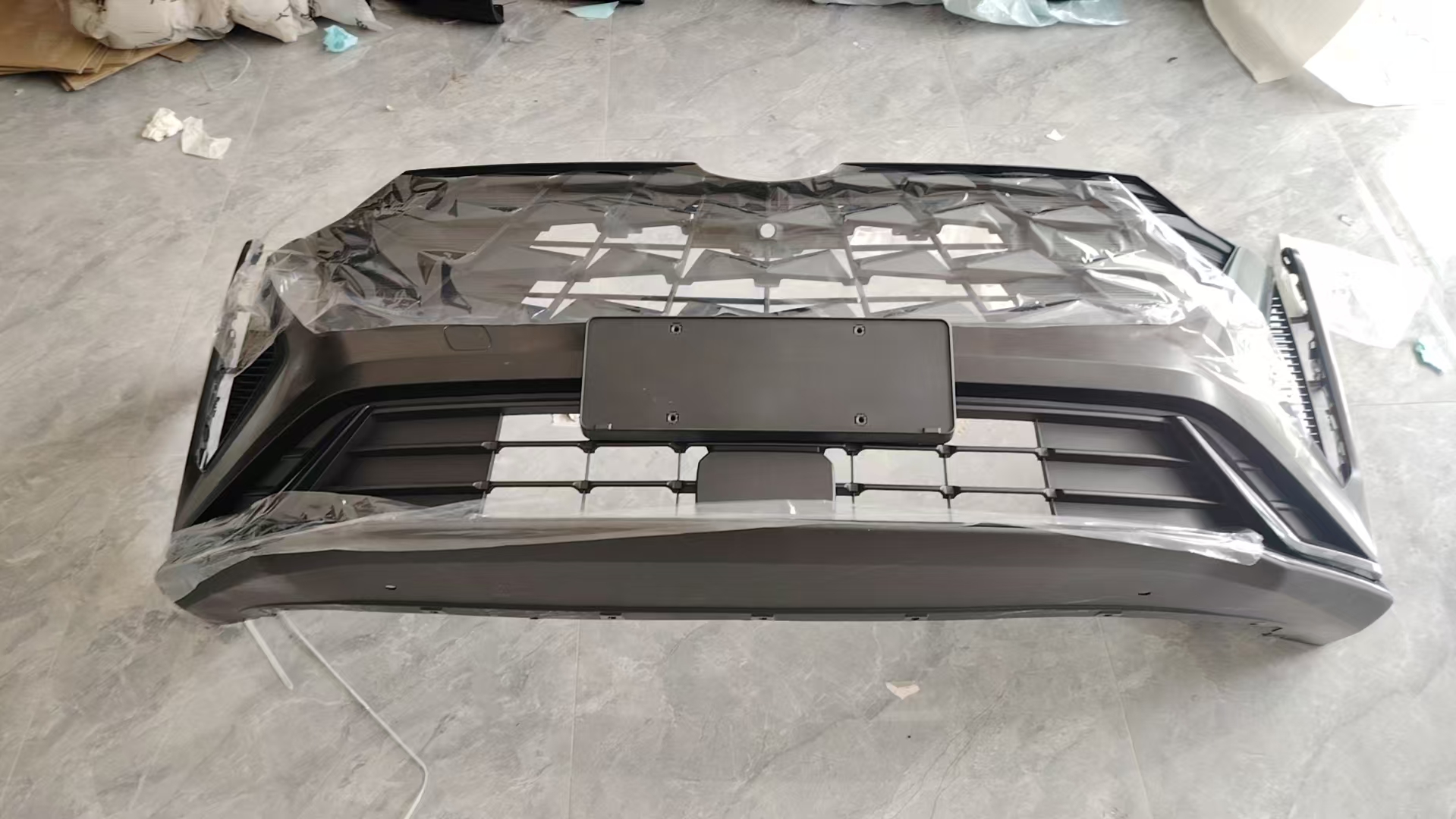 Parachoques delantero GEELY CITYRAY